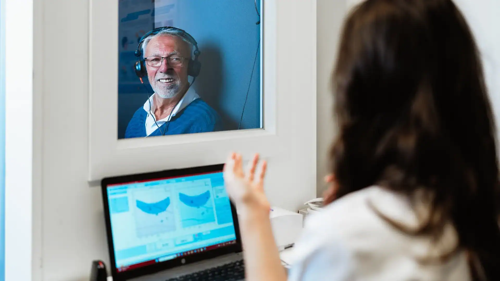 Featured image for “When to Consider Hearing Aids for Hearing Loss”